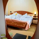 Corsa Hotel