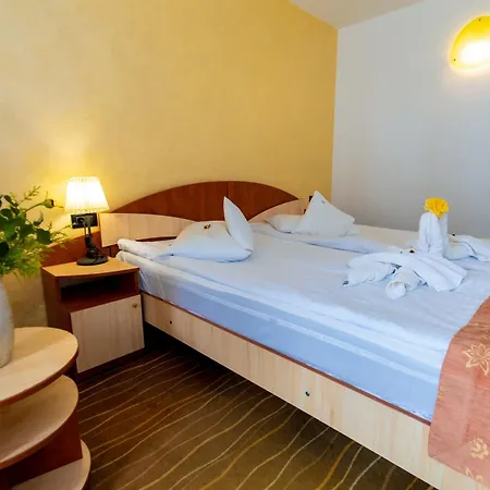 可赛酒店 曼加利亚